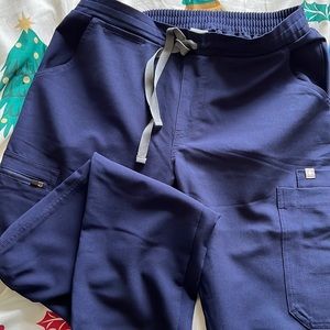 FIGS Yola navy scrubs pants